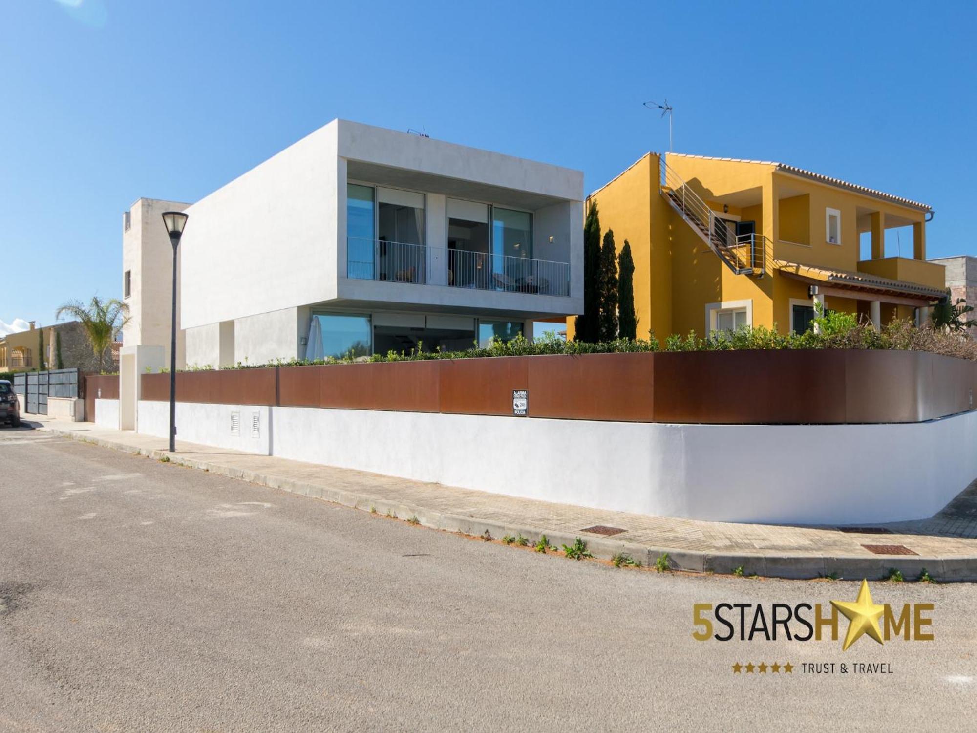 Modern In Barcares Near *